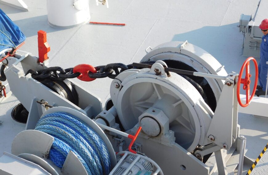 shipping heavy equipment illustration for The Smart Way to Ship Heavy Equipment Overseas Efficiently